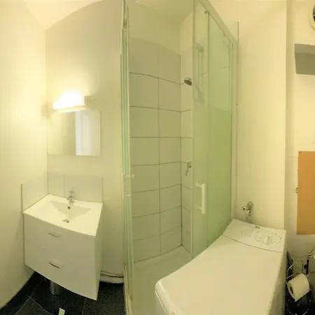 Apartment Proche Gare Et Commodites Melun