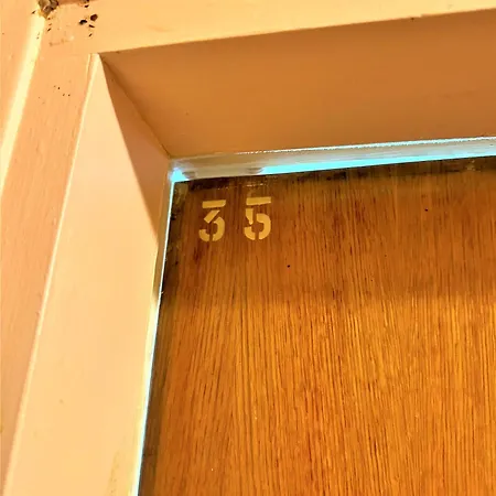 Proche Gare Et Commodites Lägenhet