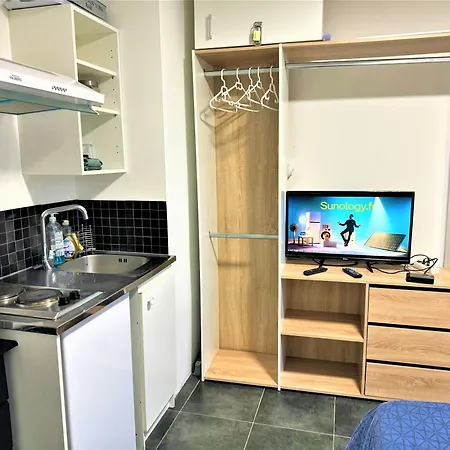 Proche Gare Et Commodites Lägenhet Melun