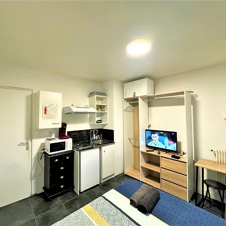 Apartment Proche Gare Et Commodites Melun