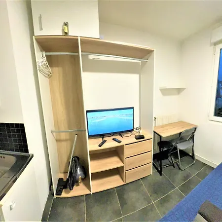 Proche Gare Et Commodites Apartment