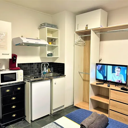 Proche Gare Et Commodites Apartment *