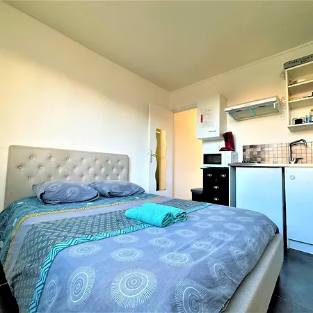 Apartment Proche Gare Et Commodites