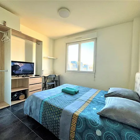 Proche Gare Et Commodites Appartement *