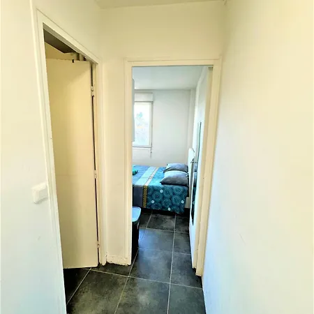 Proche Gare Et Commodites Lägenhet Melun