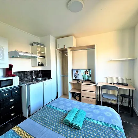 Apartment Proche Gare Et Commodites