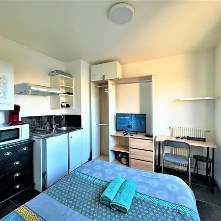 Proche Gare Et Commodites Lägenhet Melun