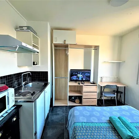 Proche Gare Et Commodites Appartement